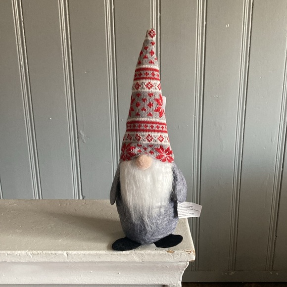 NWT-14” Gray Christmas Holiday Gnome Decorstion w/ Red, White & Gray Sweater Hat - Picture 4 of 17